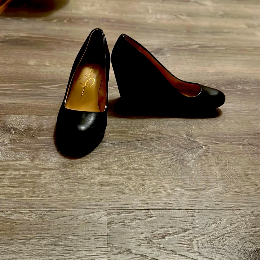 Black closed toe wedges!